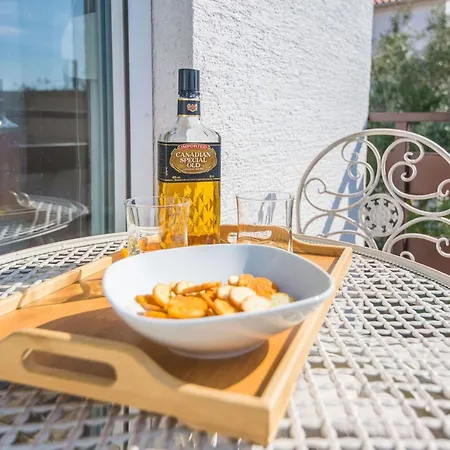 Napros 4 By Interhome *