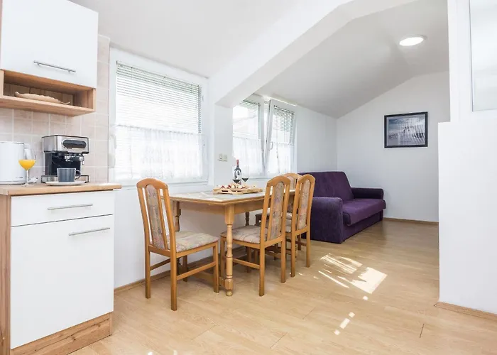 Napros 4 By Interhome *