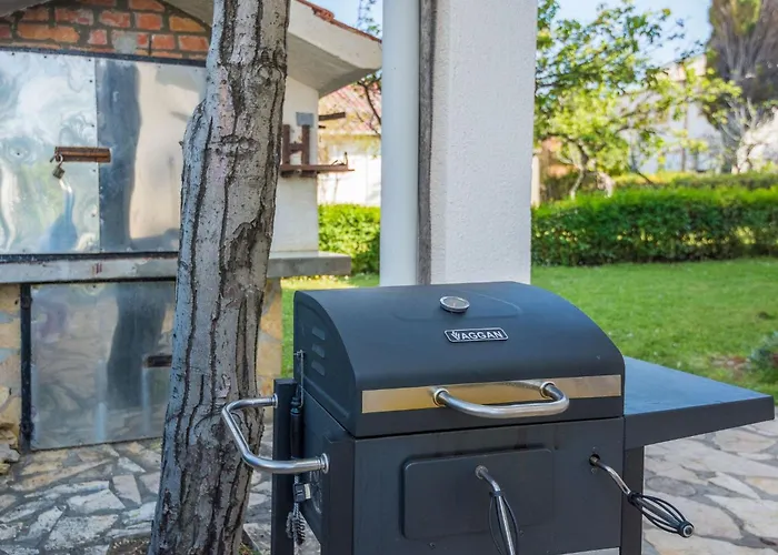 Napros 4 By Interhome * Nin