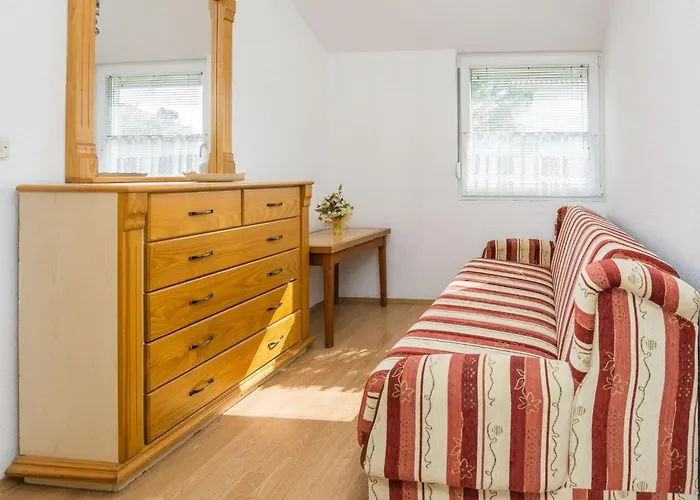 Napros 4 By Interhome Apartman